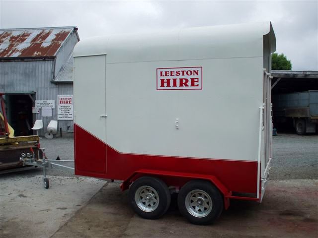 horsefloat2